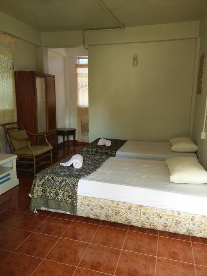 Chenang Lodge Motel Langkawi Buitenkant foto